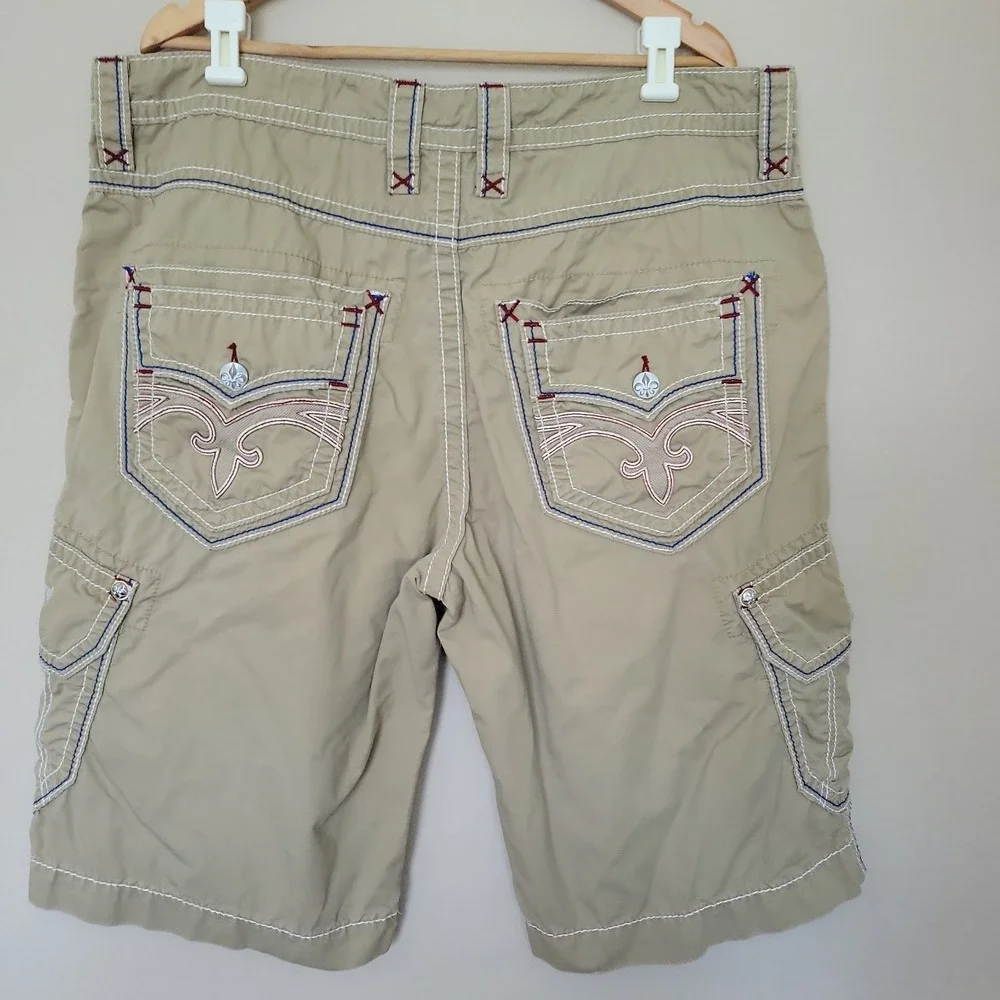 Rock Revival Mens Cargo Shorts Size 40 Khaki Embroidered Y2K Pockets Skater
